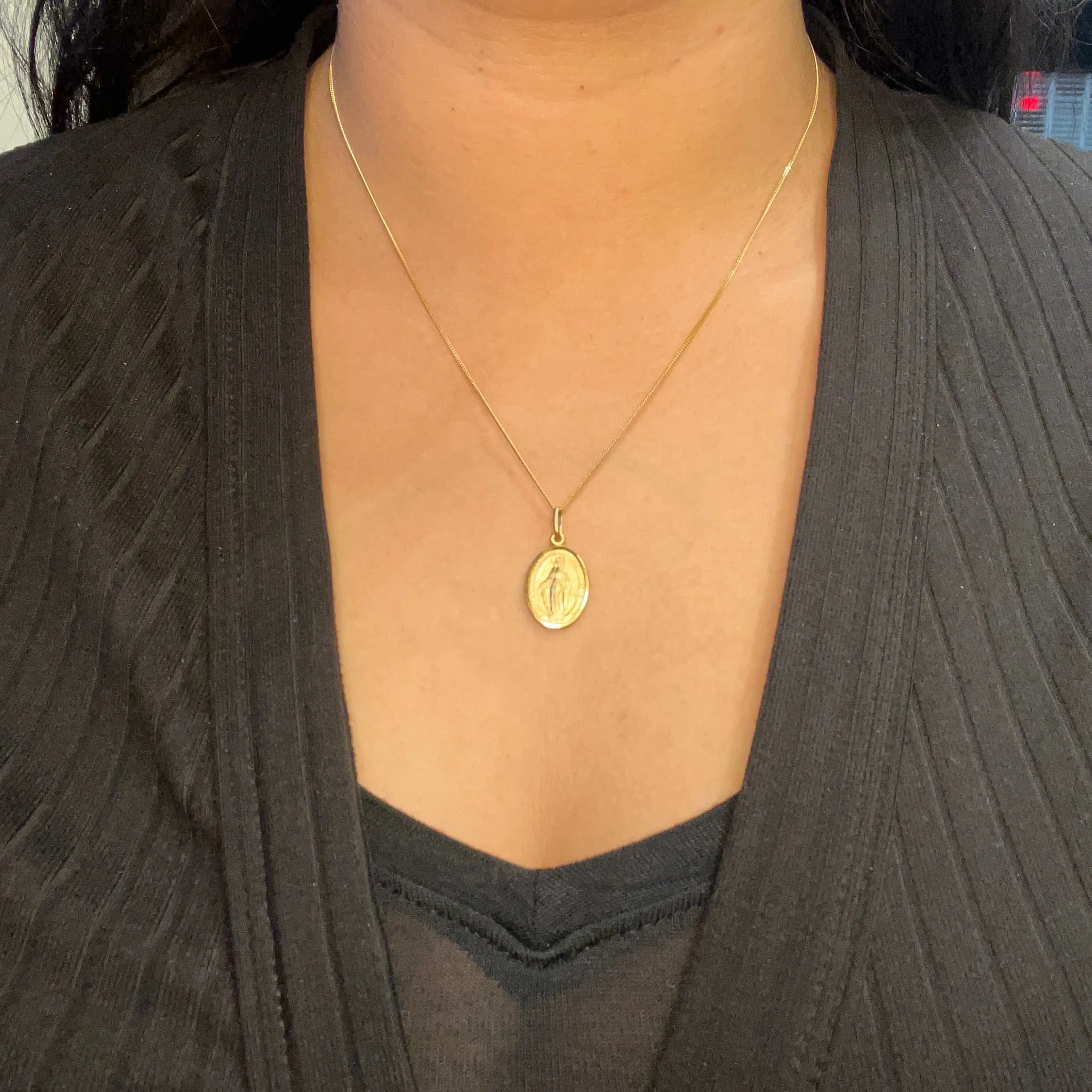 (10K , 14K, 18K) Yellow Gold (11mm) Miraculous Medal Oval Pendant