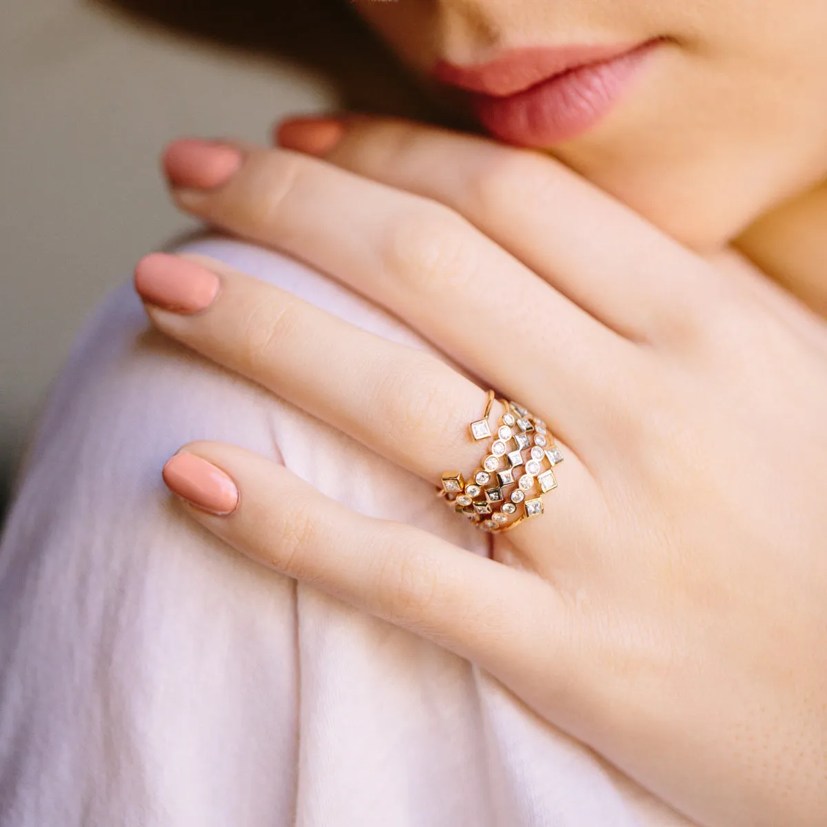 14k 7 Diamond Bezel Ring