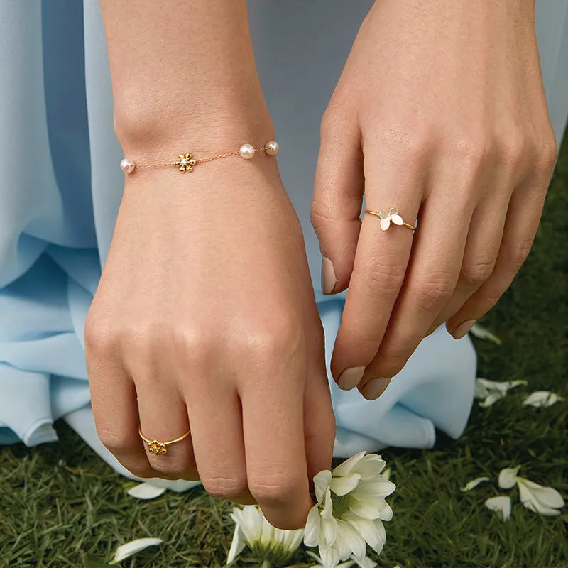 Akoya Pearl 18K Gold Diamond Flower Core Dainty Bracelet