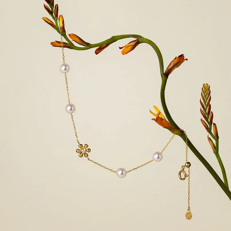 Akoya Pearl 18K Gold Diamond Flower Core Dainty Bracelet