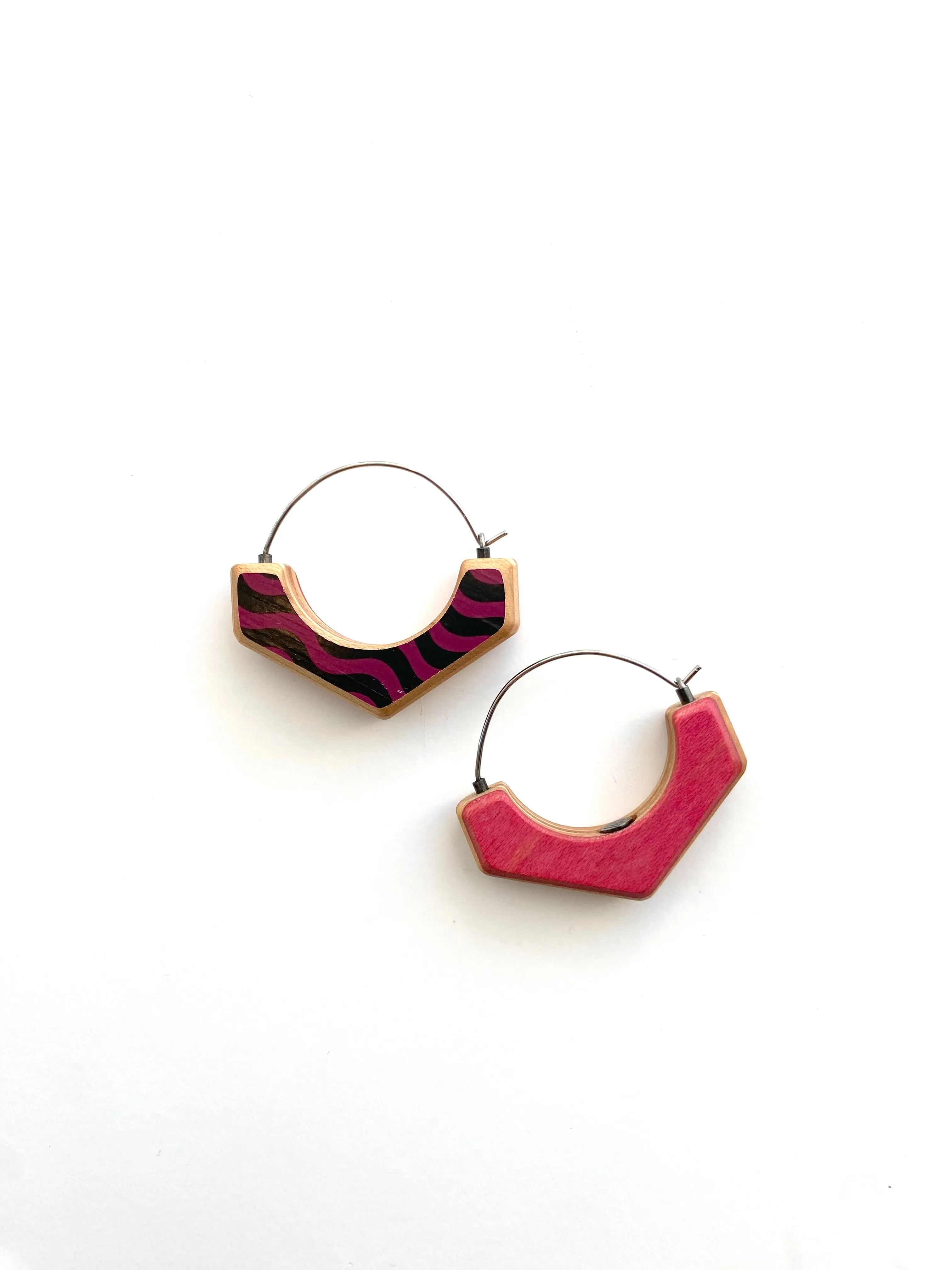Arc Wide Hoops- black   purple