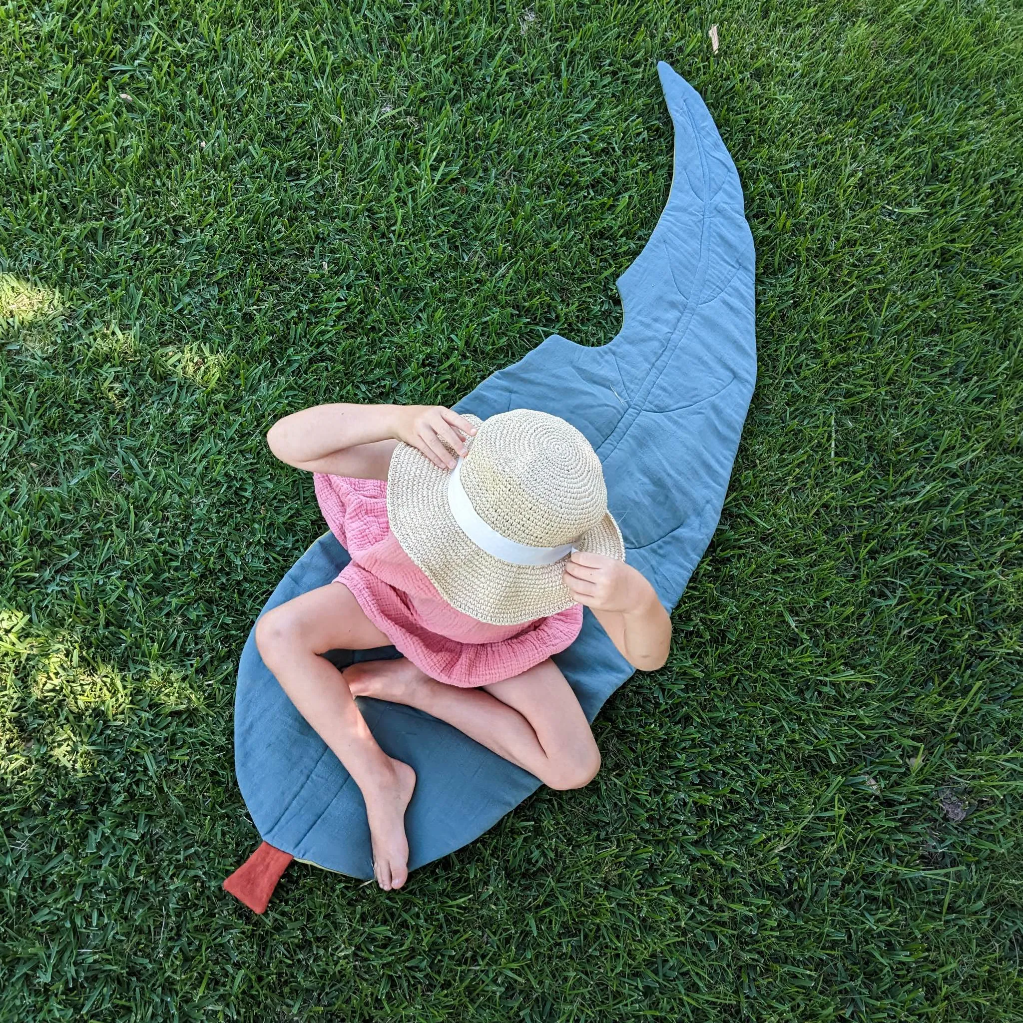 Australian Leaf Blankets Sewing Patterns ~ 5 leaf shapes in larger sizes