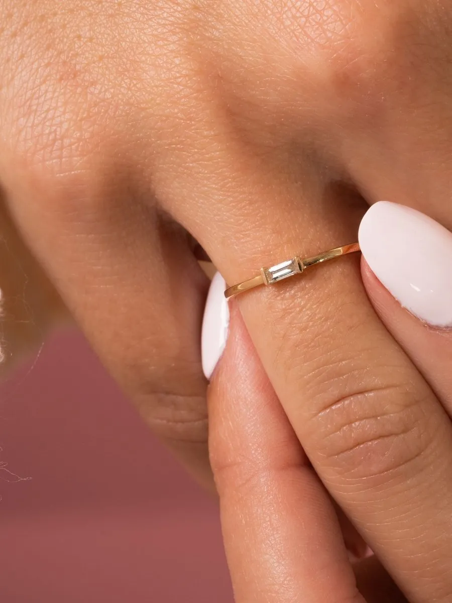 Bitsy Birthstone Ring - April Diamond 14K