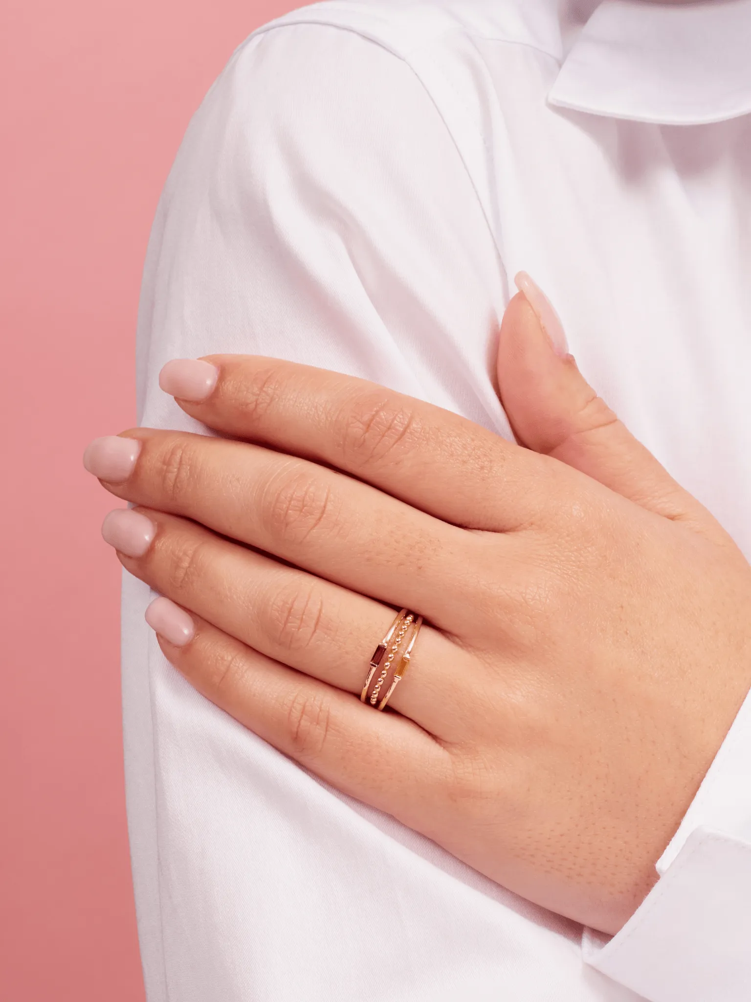 Bitsy Birthstone Ring - January Garnet 14K