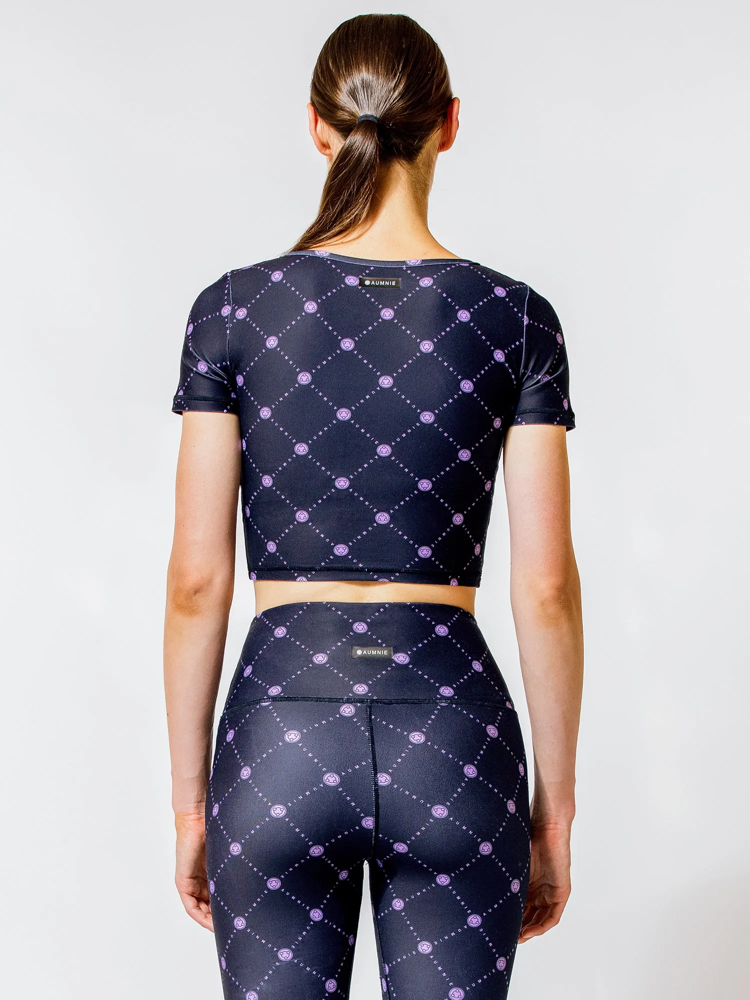 BOLD CROPPED TEE