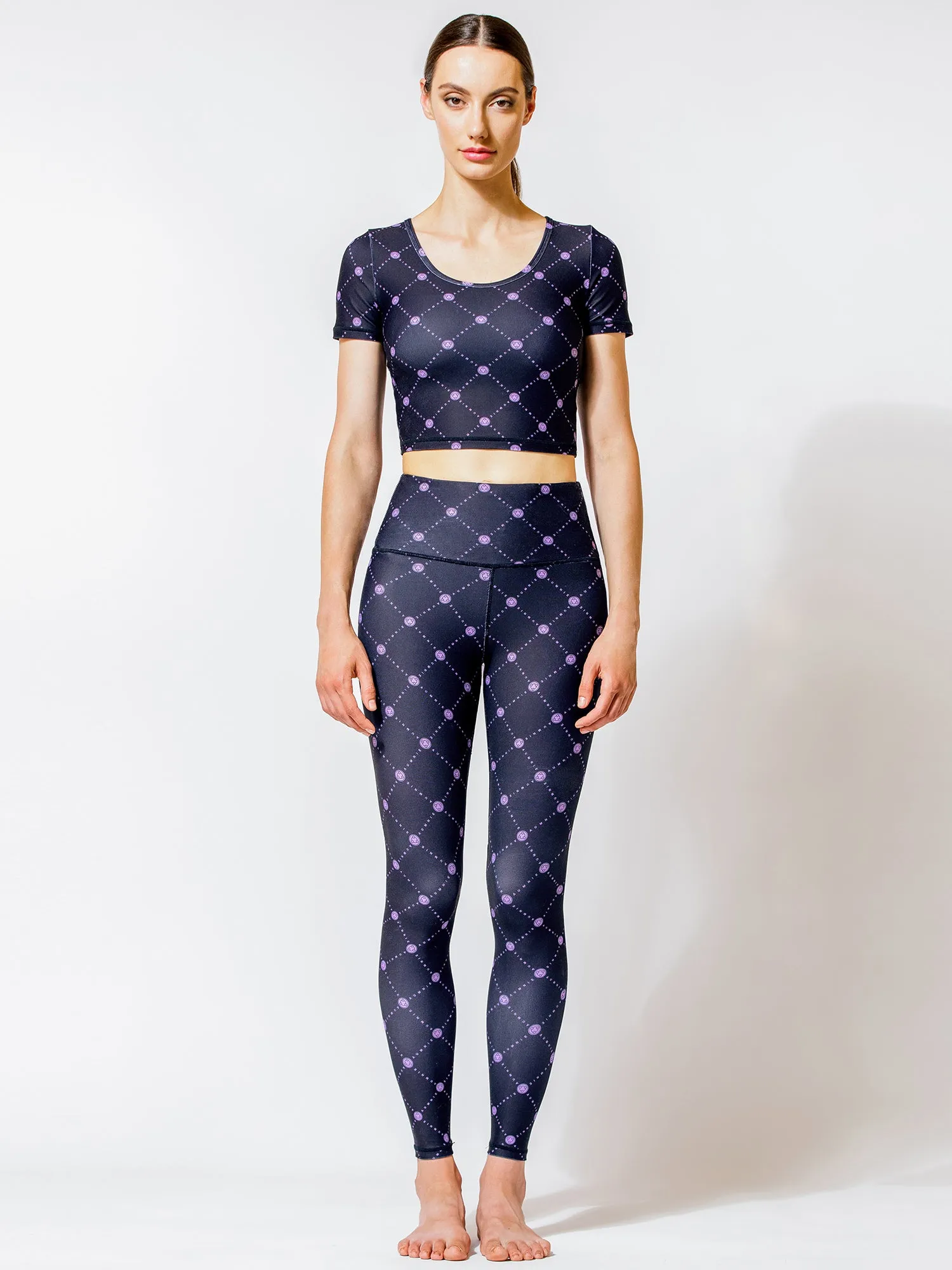 BOLD CROPPED TEE