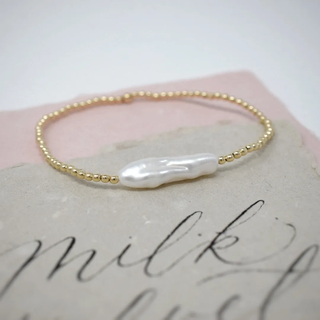 Dainty Gold Biwa Cuff