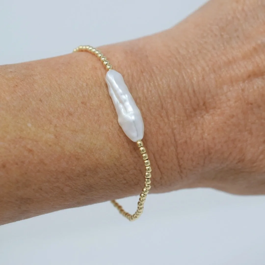 Dainty Gold Biwa Cuff