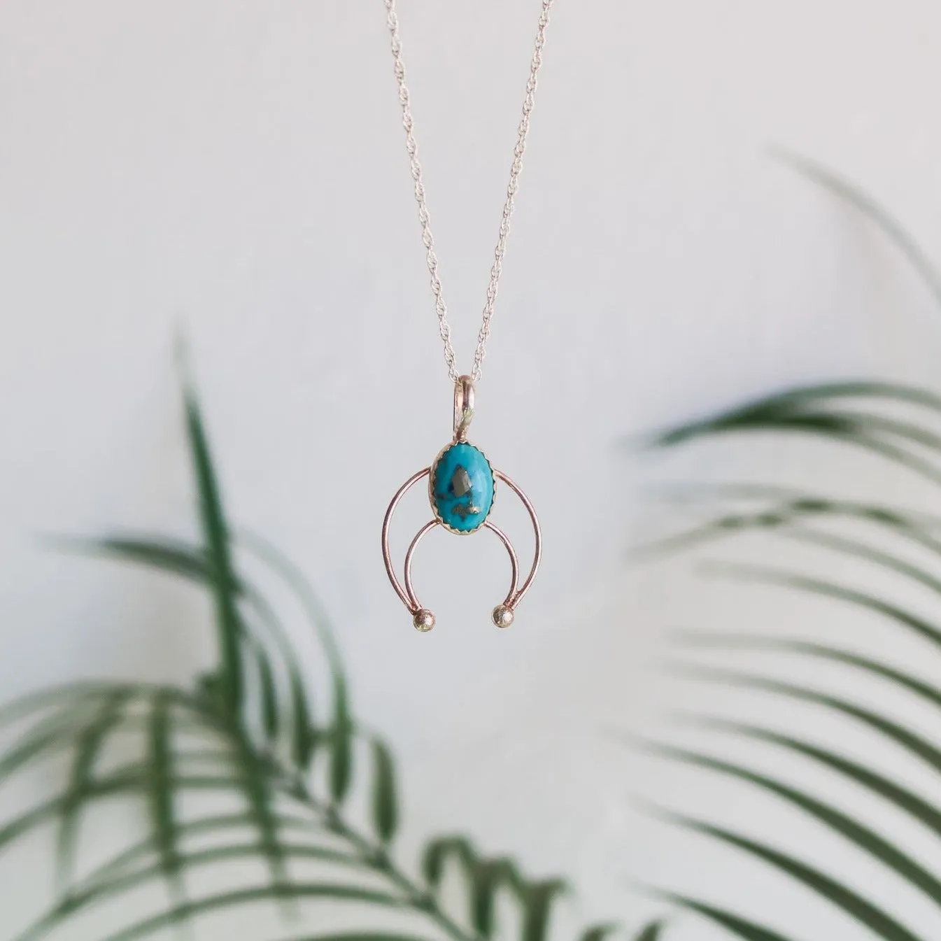 Dainty Naja Charm/Necklace