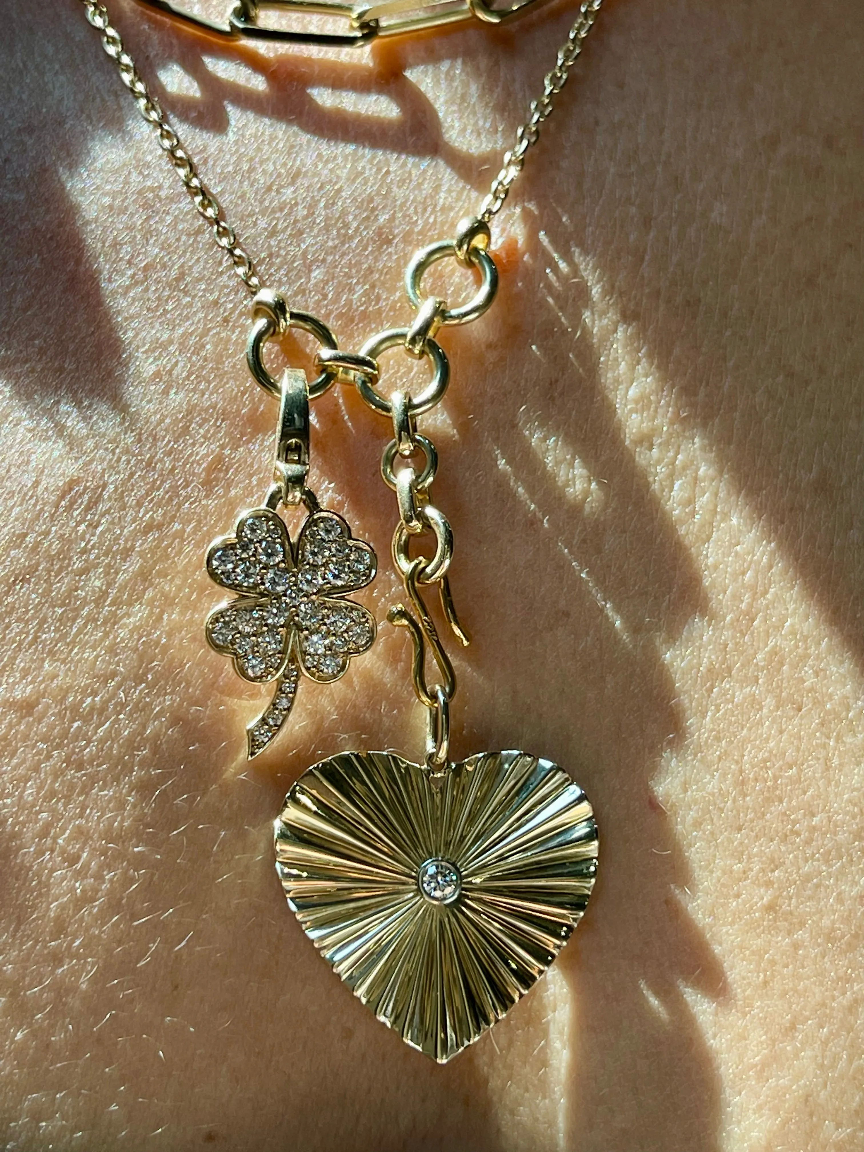 DIAMOND CLOVER PENDANT