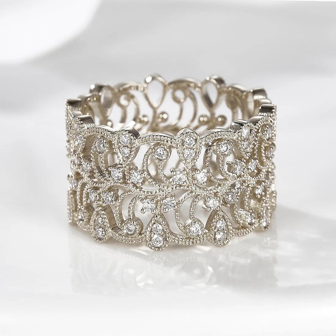 Diamond Filigree Hollow Wide Ring