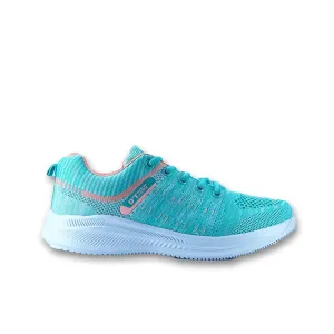 D.T New York Light Trainers