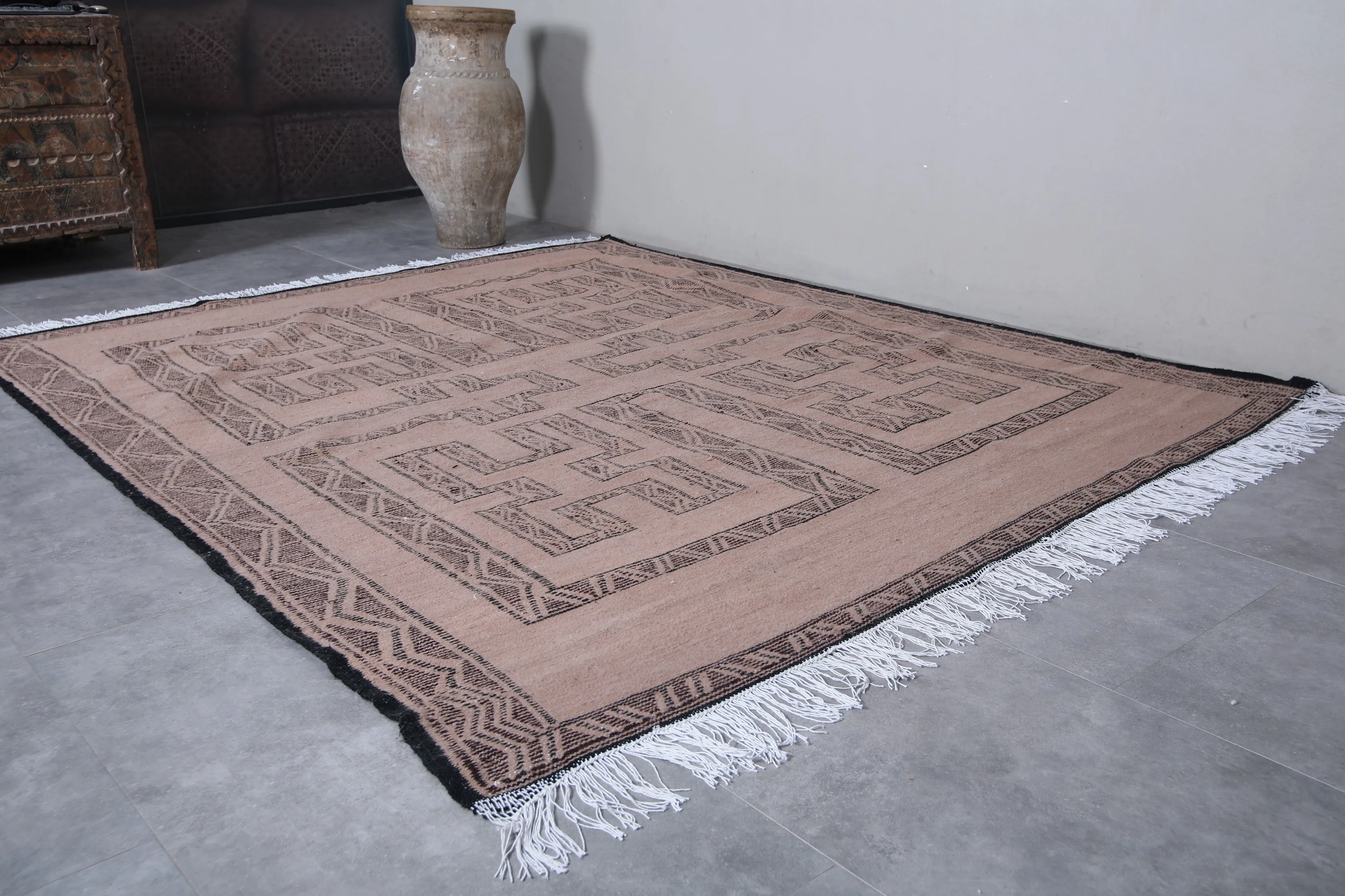 Flat woven Moroccan rug - Tuareg rug style - Custom size rug