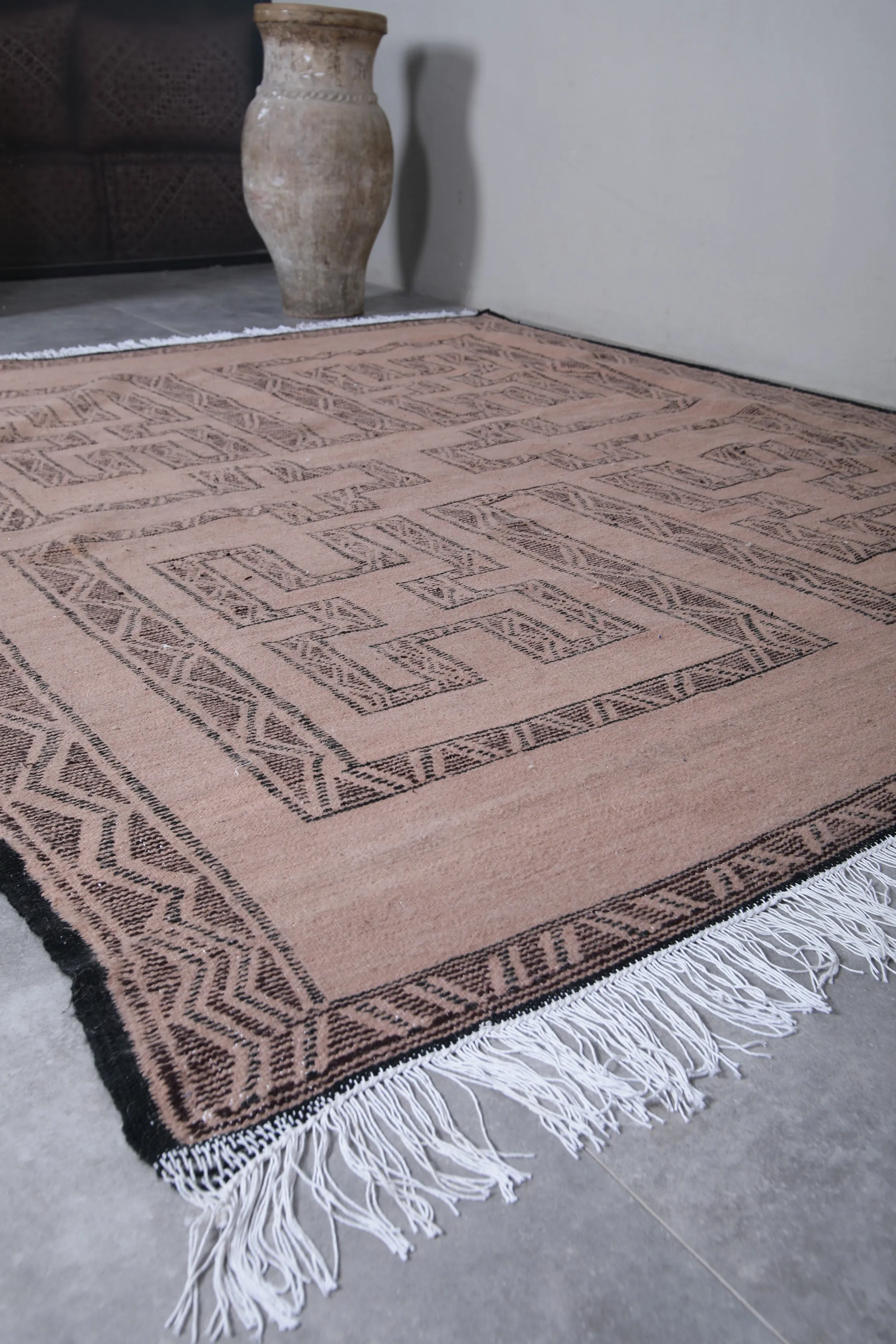 Flat woven Moroccan rug - Tuareg rug style - Custom size rug
