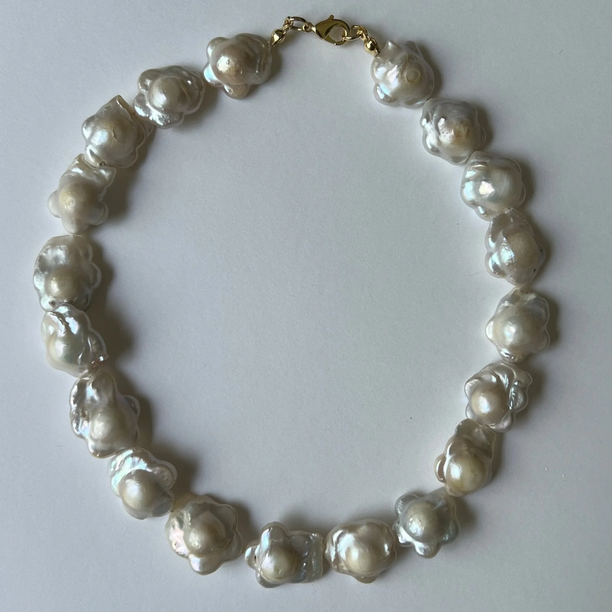 Flora Pearl Necklace
