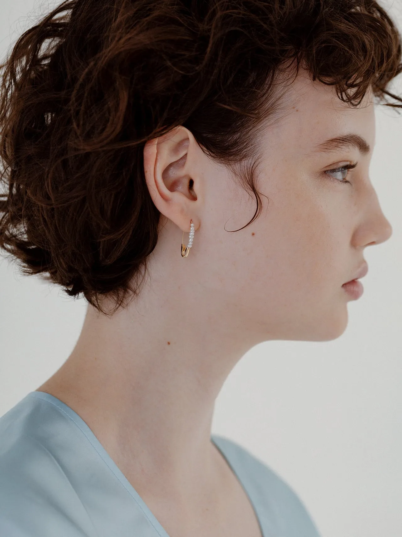 Friendship Safety Pin Earring in 14k Yellow Gold