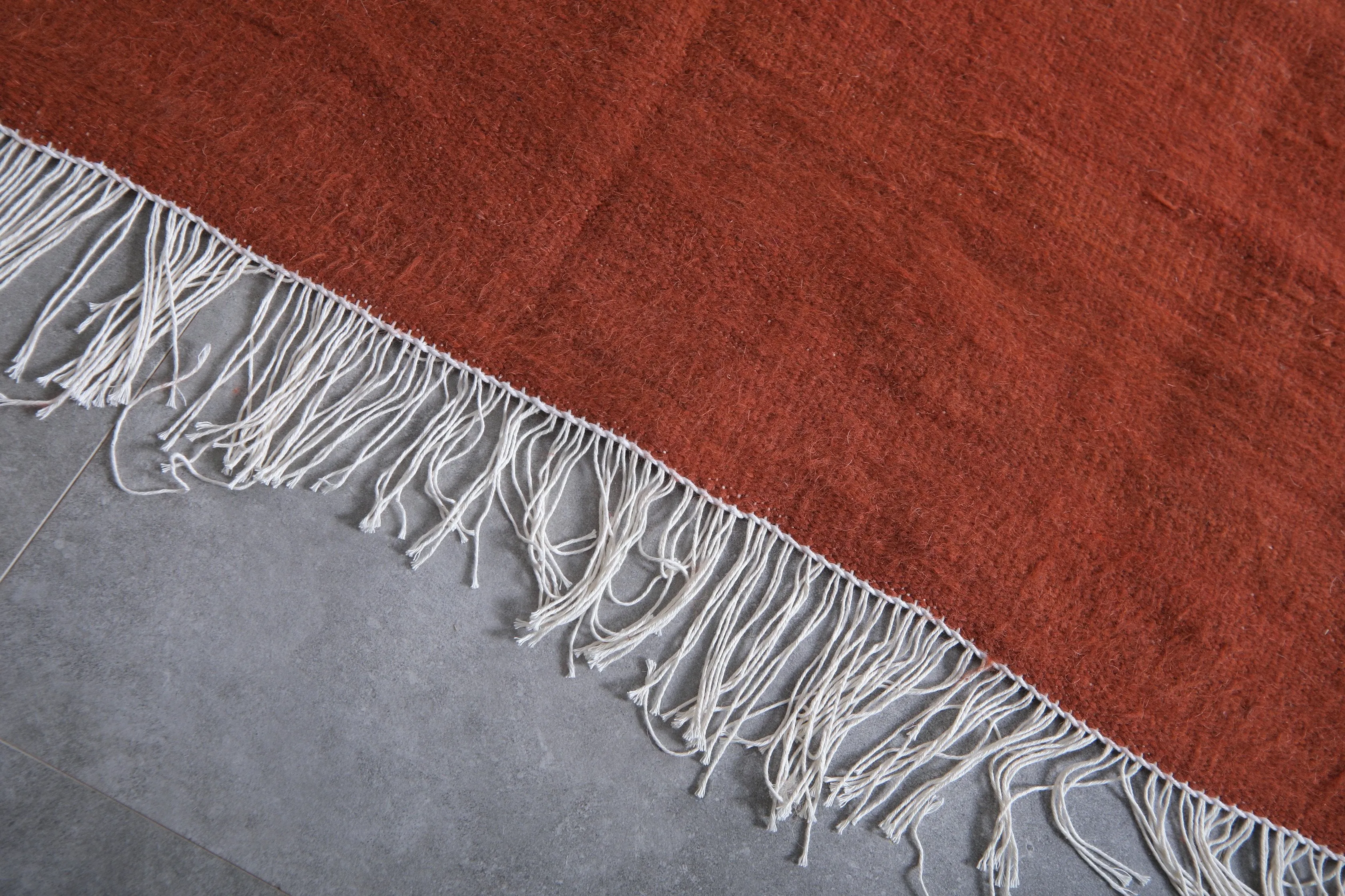 Handwoven Moroccan - Flat woven wool kilim - Berber custom rug