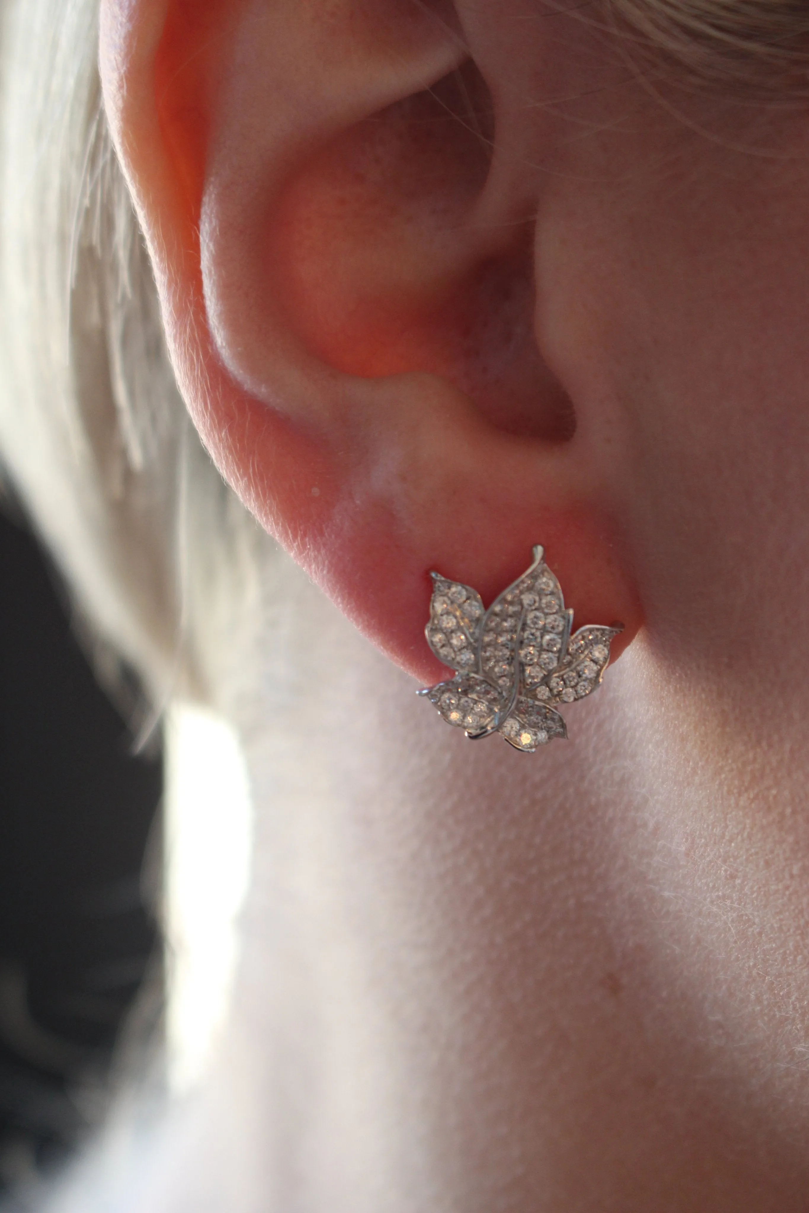 Leaf Diamond Earrings SOLD OUT(15 Days to Remake)