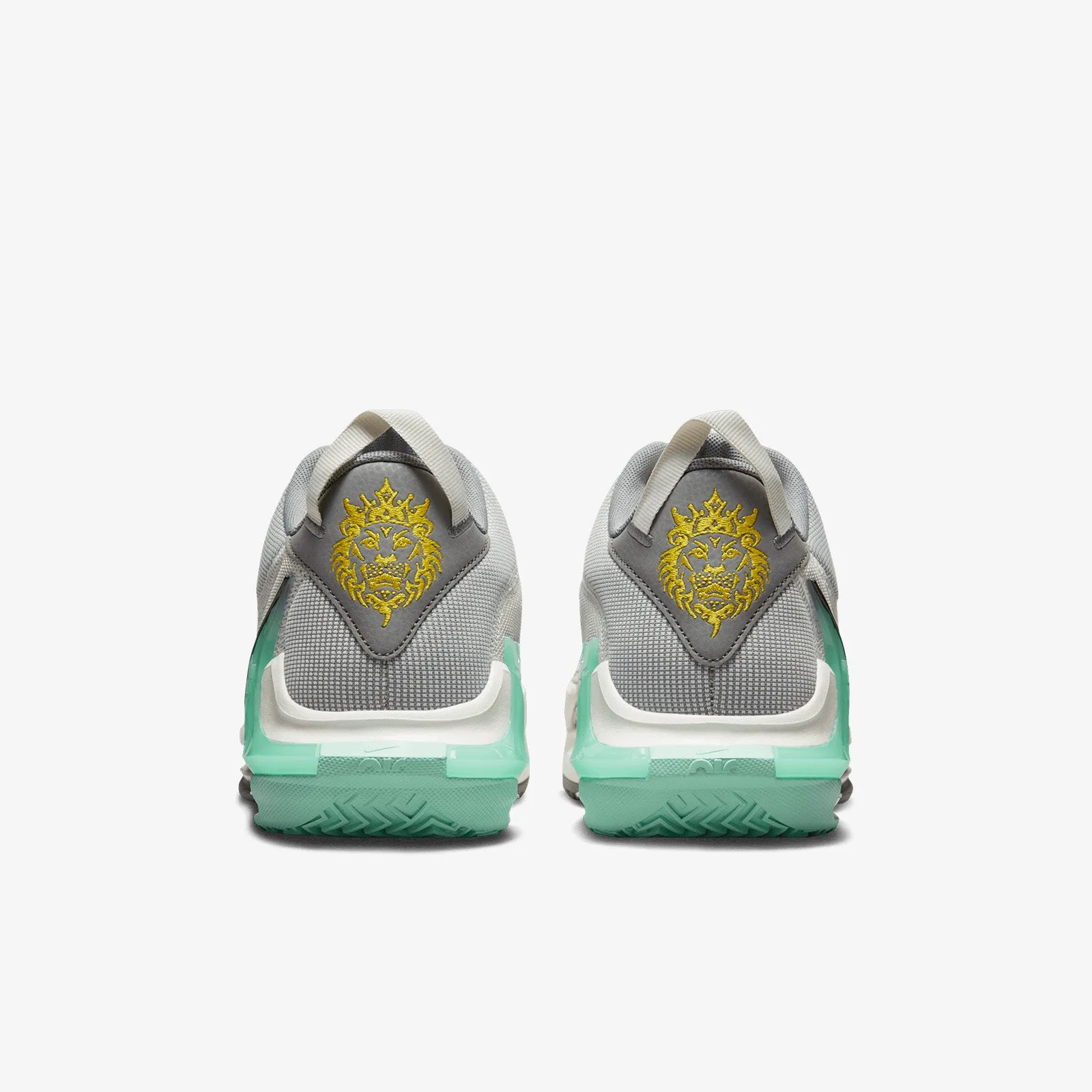 LeBron Witness 7 - 'Light Bone'