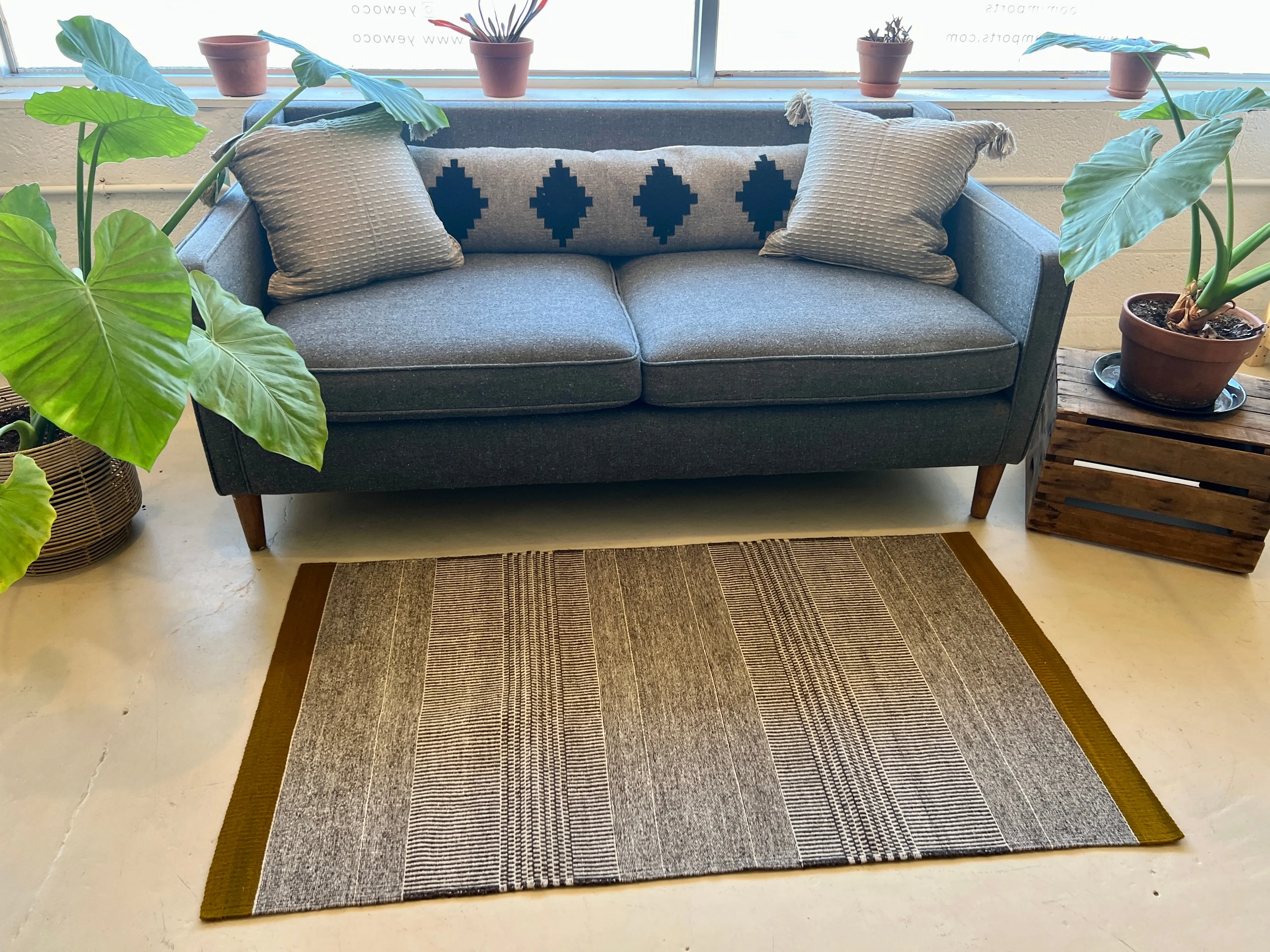 LOOM Imports Rug № 44