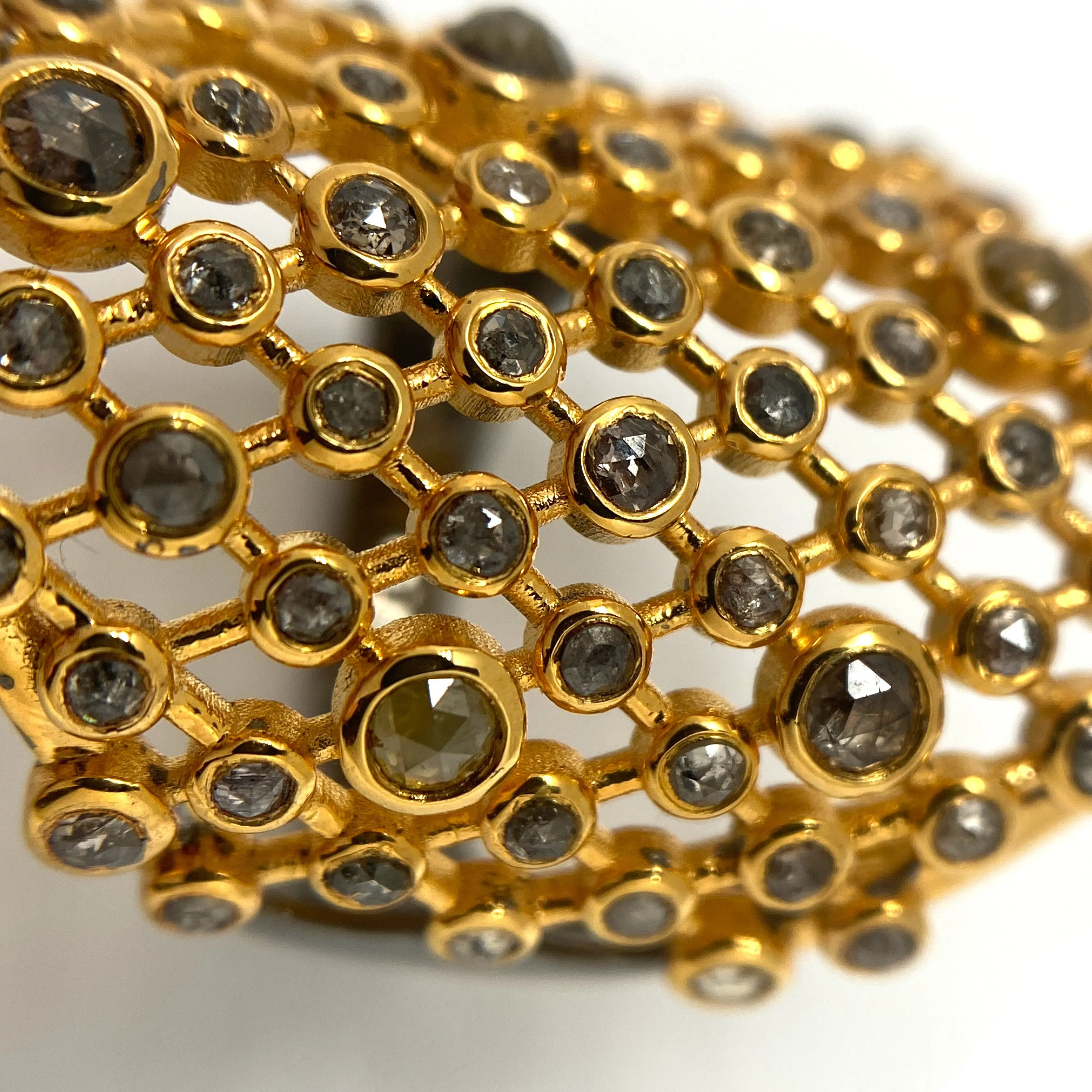 Mesh Diamond Ring