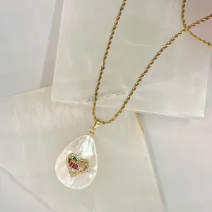 MOTHER OF PEARL HEART necklace