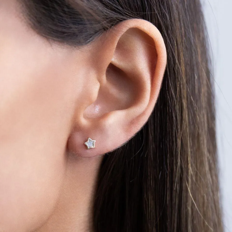 Mother of Pearl Star Mini Stud Earring 14K