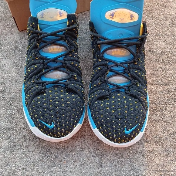 Nike LeBron 18 “Lakers Heritage” 6.5Y/8W