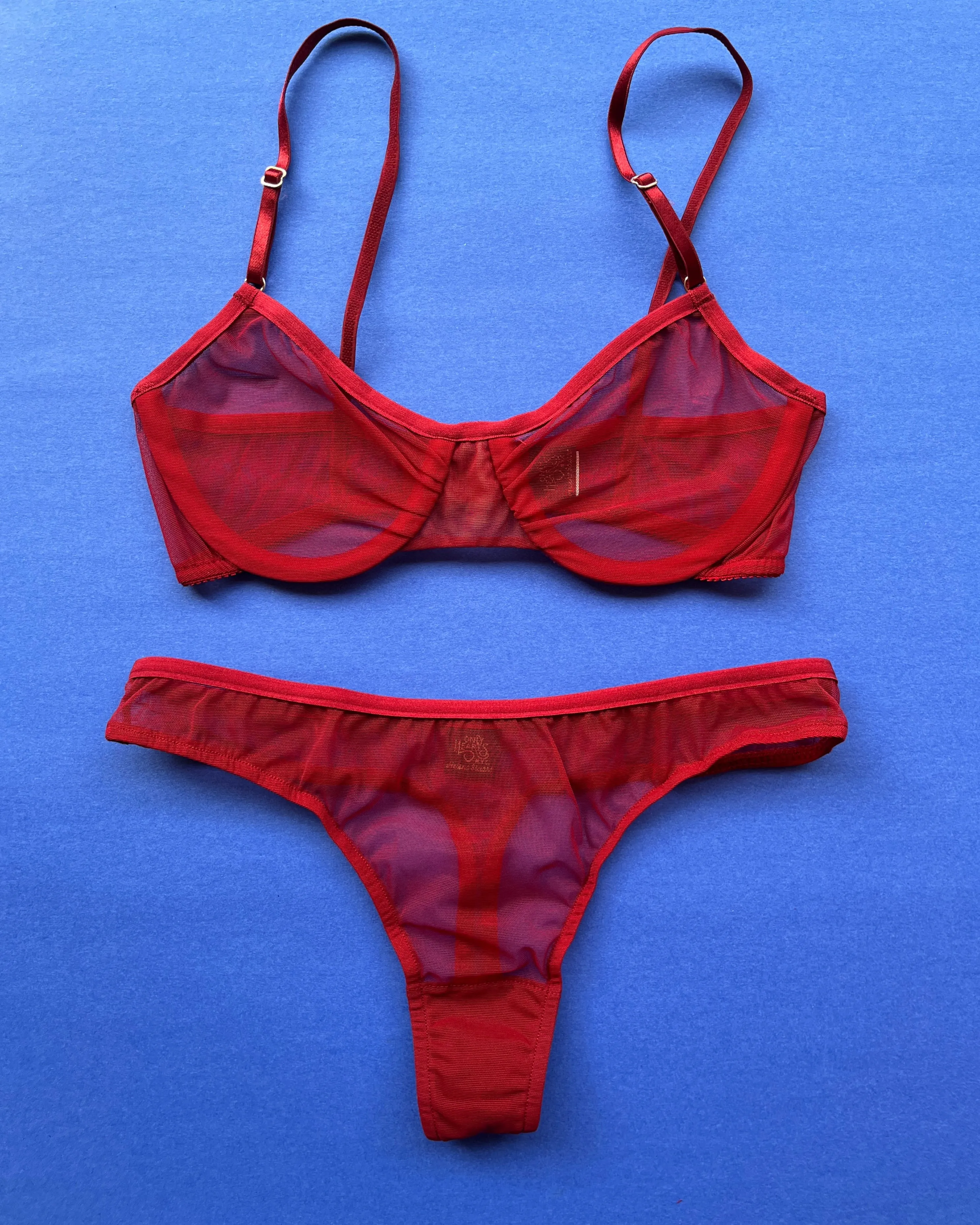 Only Hearts: Whisper Thong - Besos