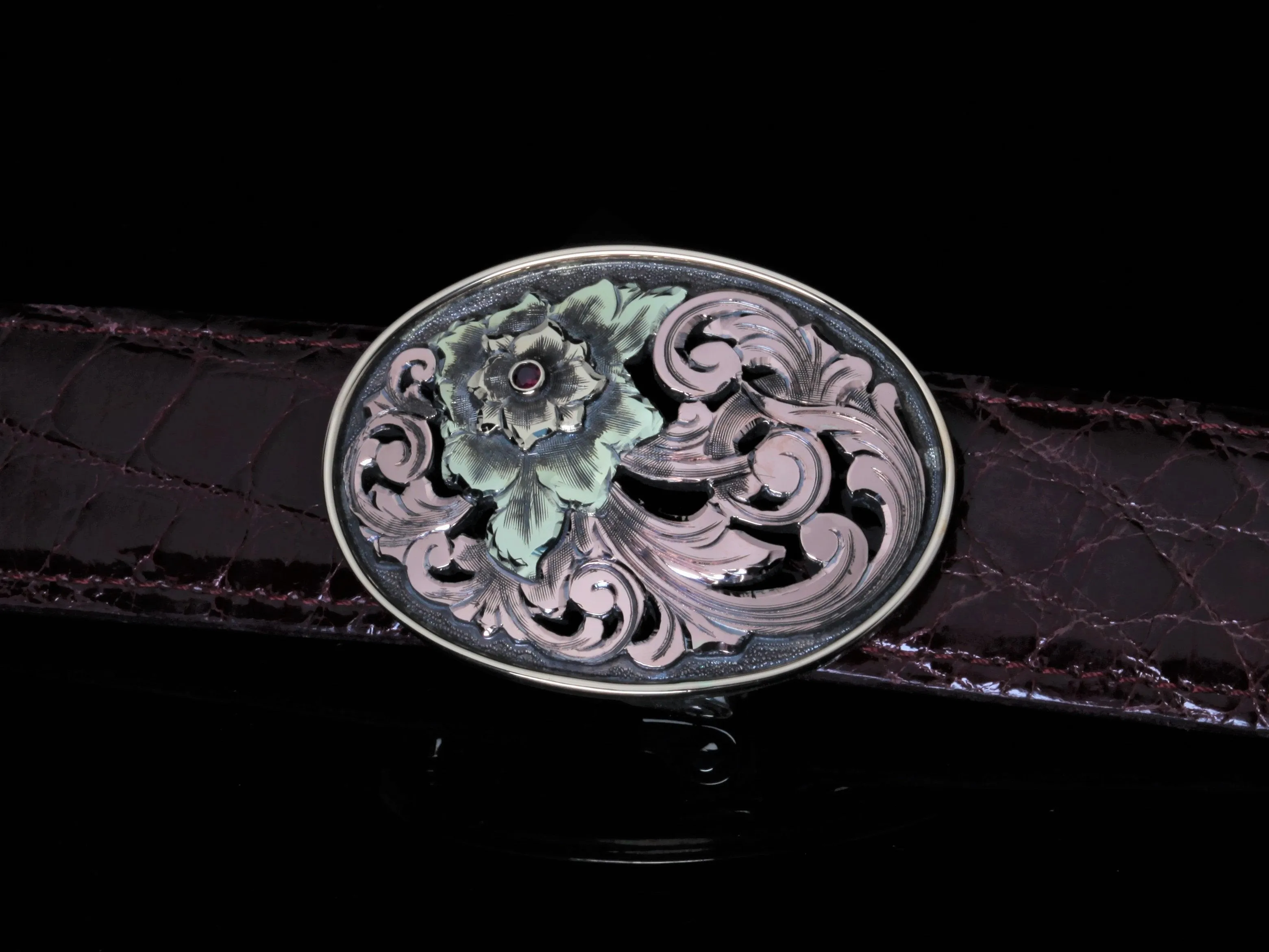 Sutro DeCarlo Sapphire, Two Sizes