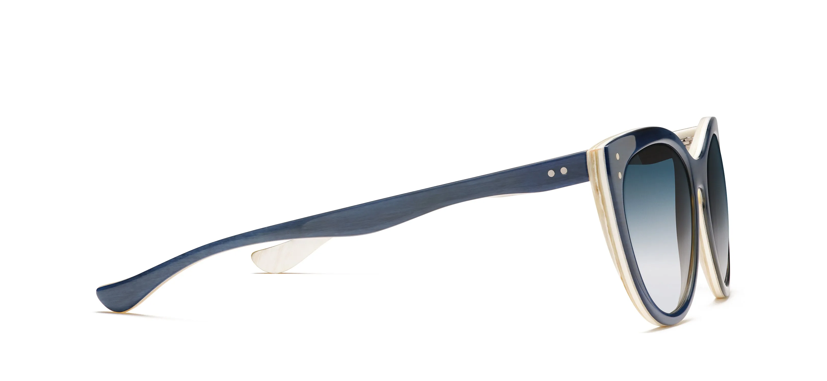 Tapestry Horn