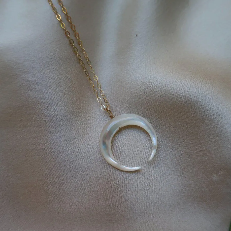 The Leo Necklace