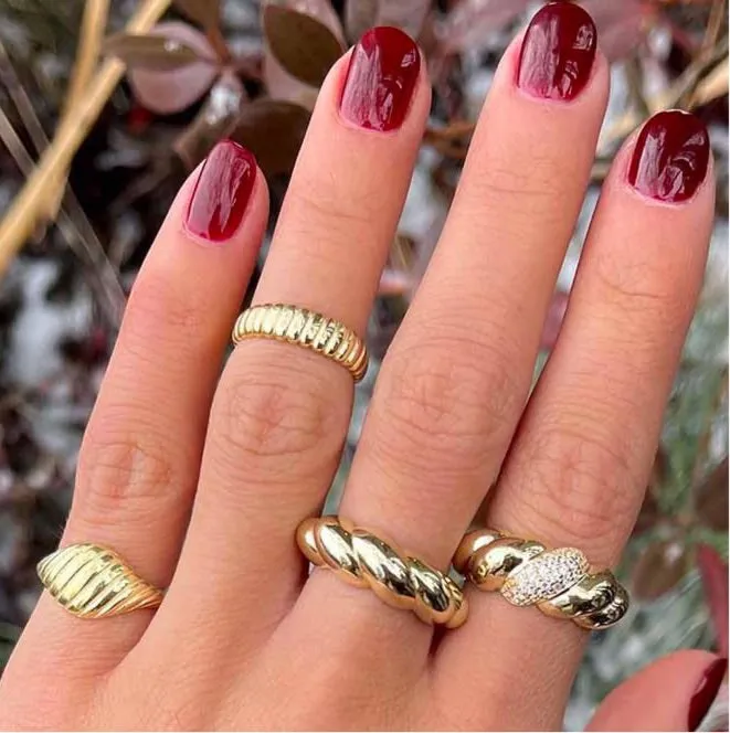 Thin Ribbed Pinky Ring