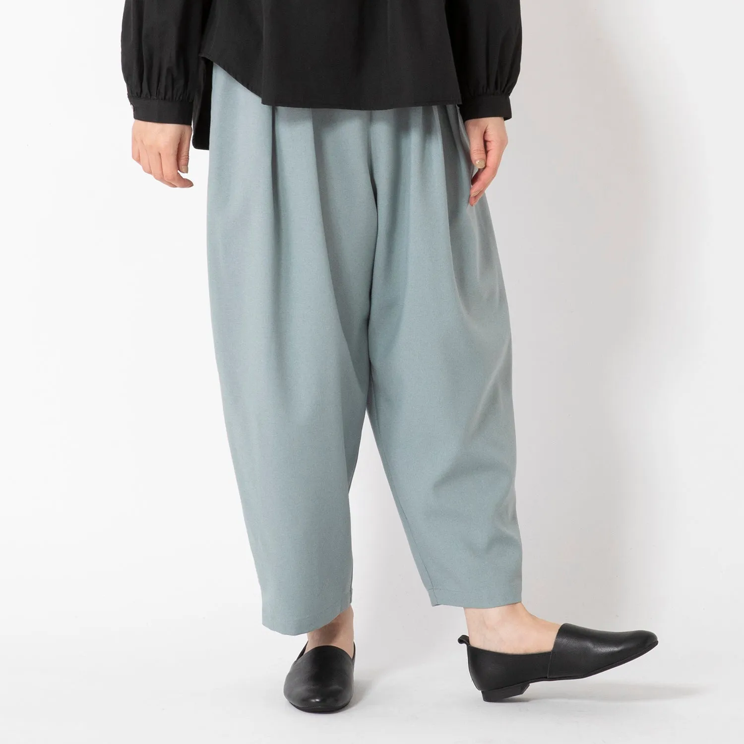 uncinq | アンサンク　Melange Ox Wide Tuck Easy Pants