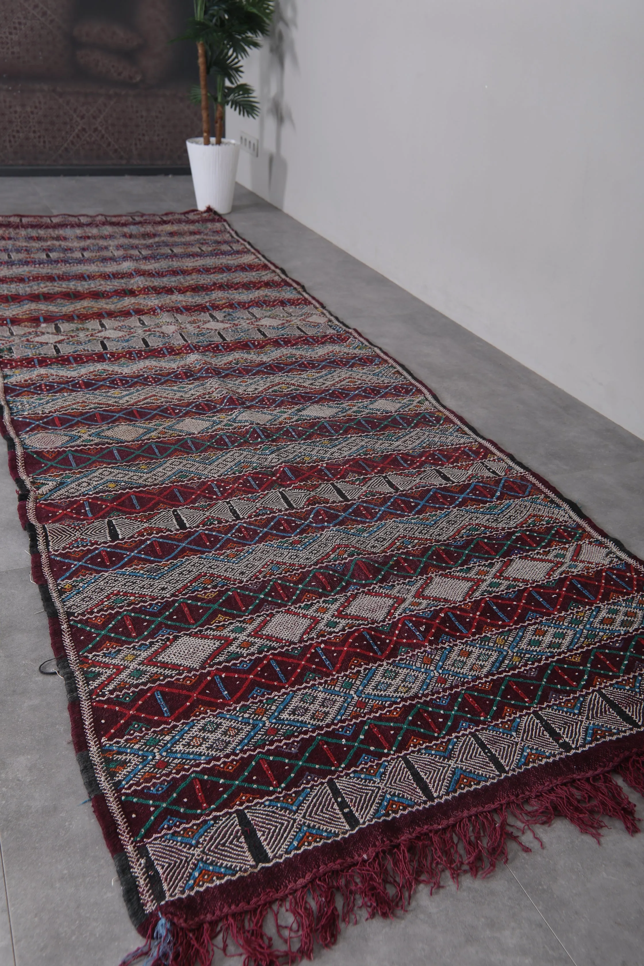 Vintage Moroccan Kilim Runner Rug – 3.9 x 12 ft Handwoven Wool Carpet