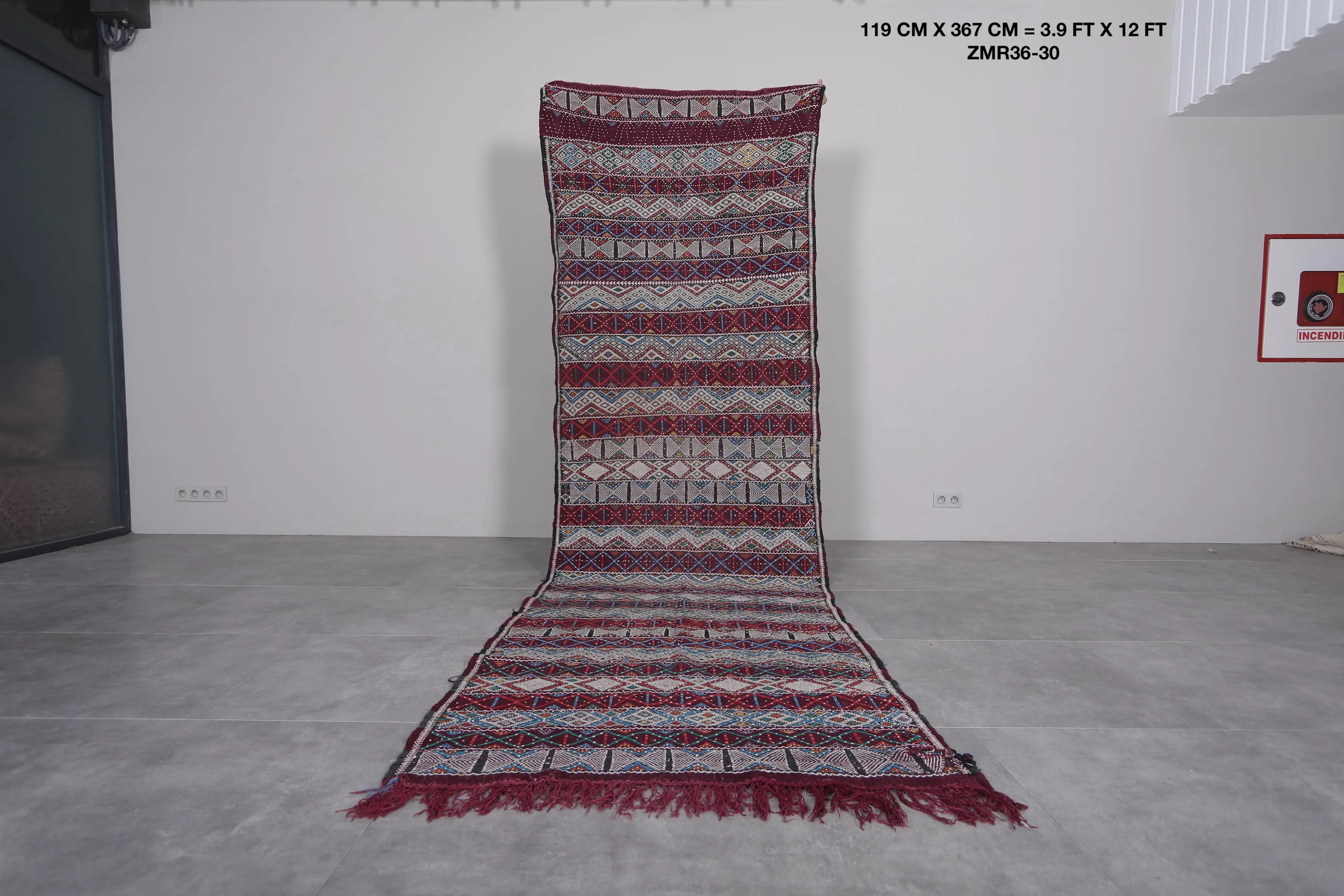 Vintage Moroccan Kilim Runner Rug – 3.9 x 12 ft Handwoven Wool Carpet