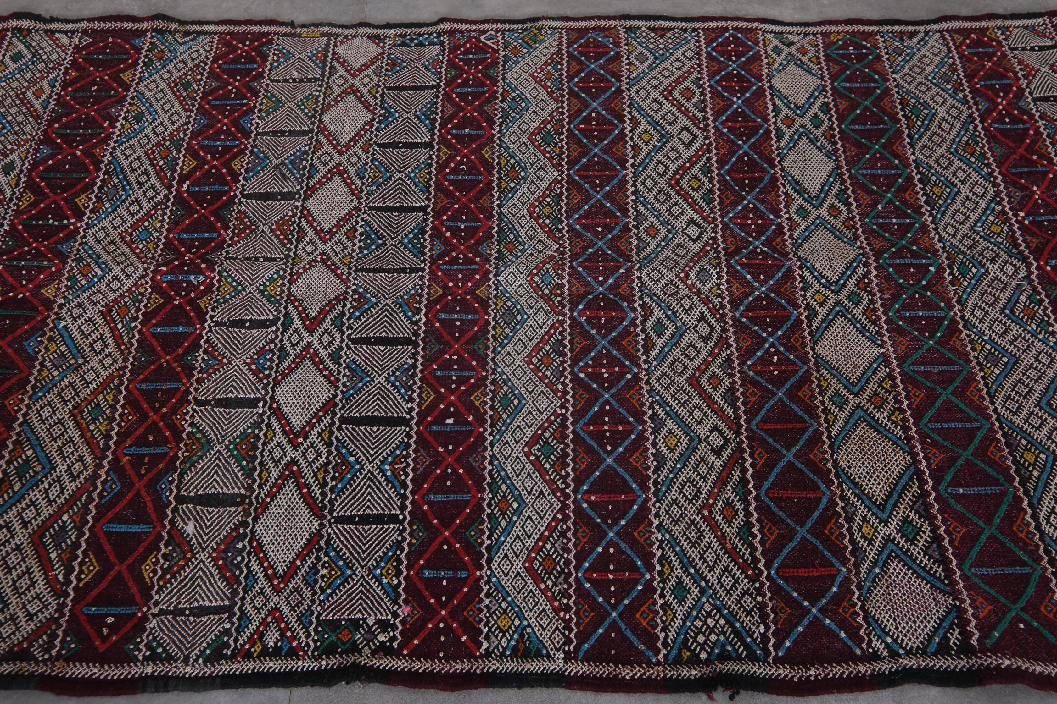 Vintage Moroccan Kilim Runner Rug – 3.9 x 12 ft Handwoven Wool Carpet