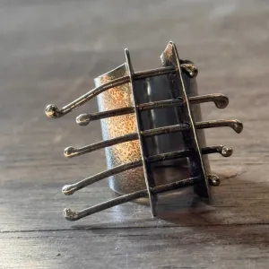 Wide Band Brut