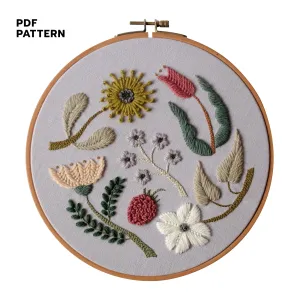 Wool Berry and Flowers - PDF Pattern