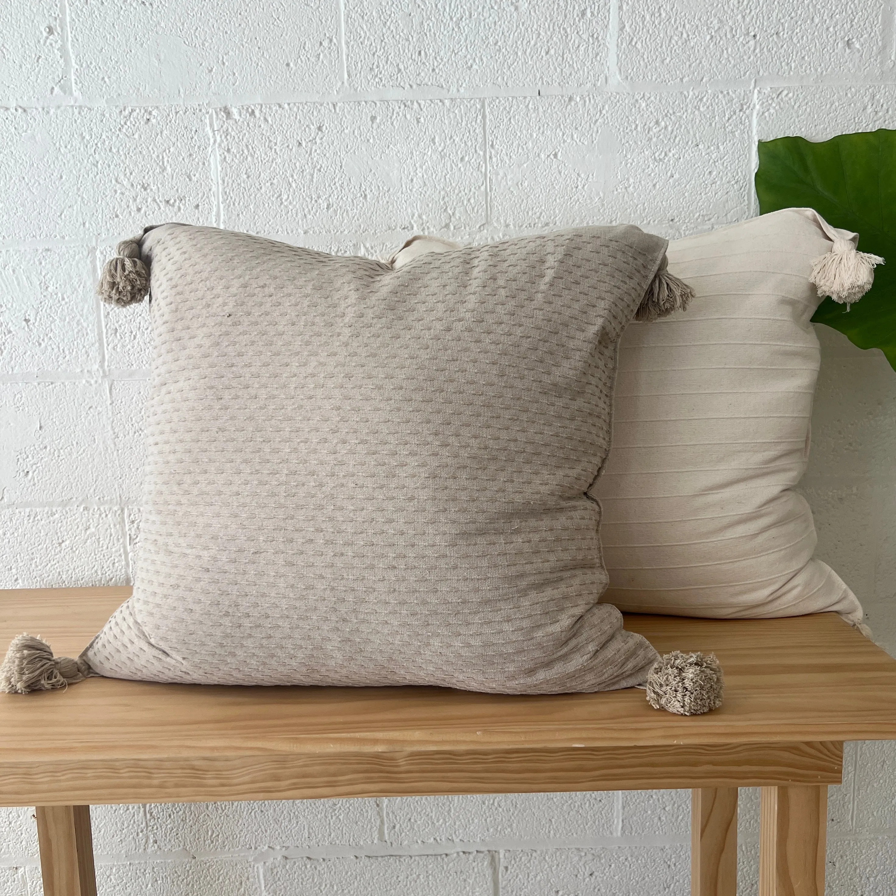 XL Cotton Tassel Pillow № 1